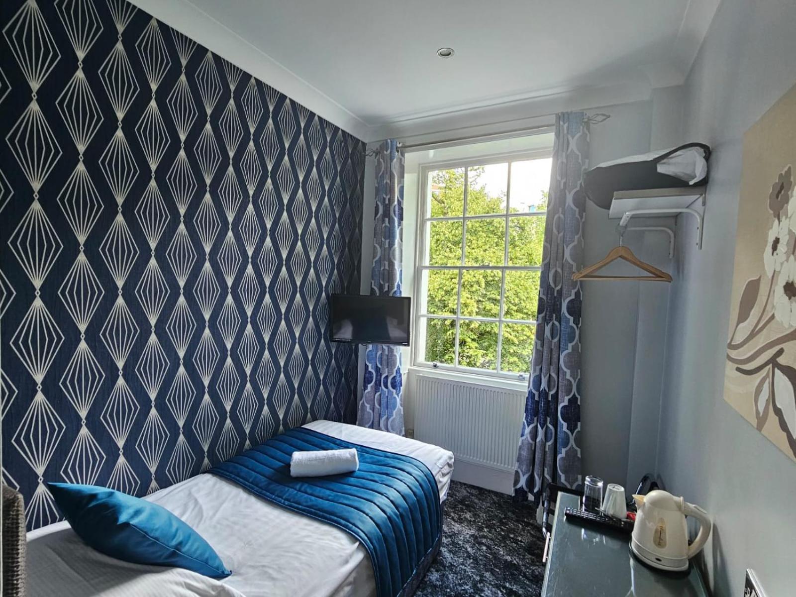 Mentone Hotel London Exterior photo